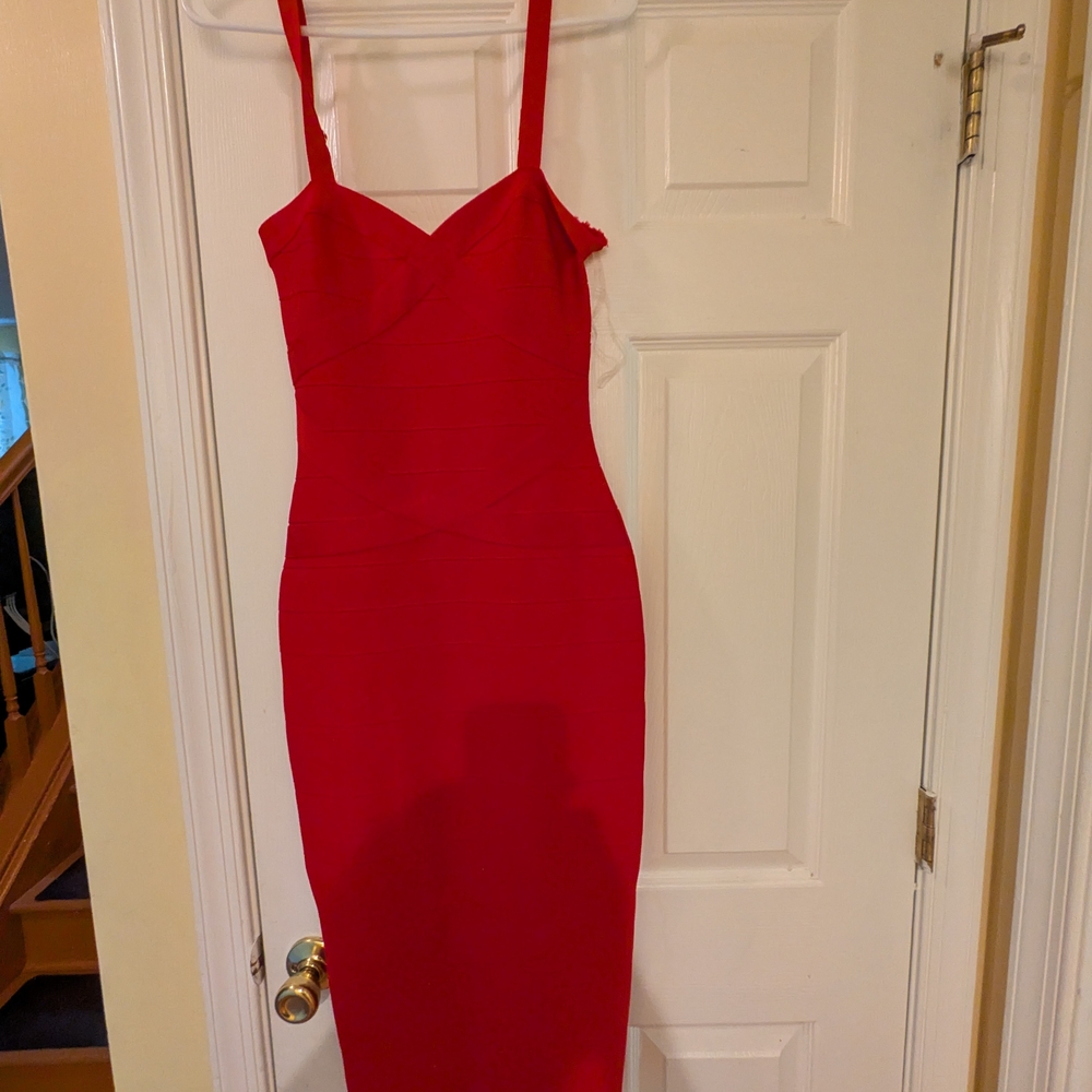 Red Sleeveless Dress - Picture 2 of 7